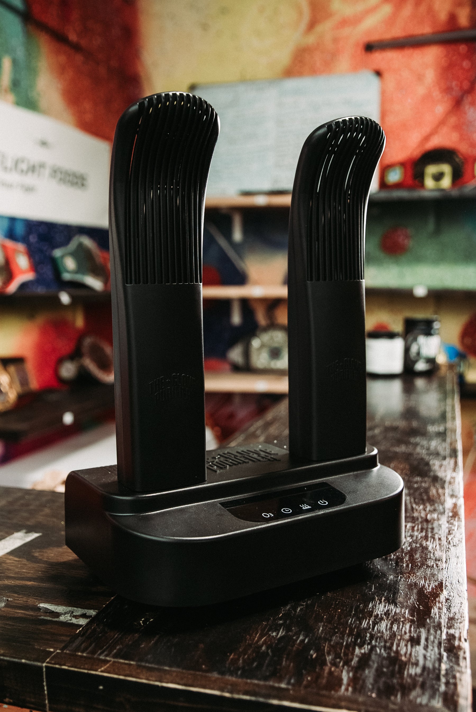 The Glove Purifier V2 with Thermal Heating and O3-Enabled Active Technology Built for Preserving Boxing Gloves